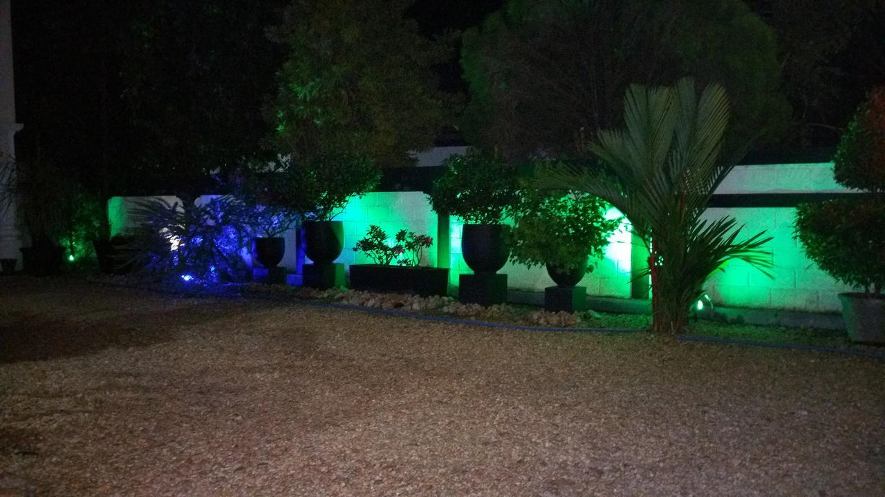 Ceylon Pearlwing Resort Negombo Exterior foto